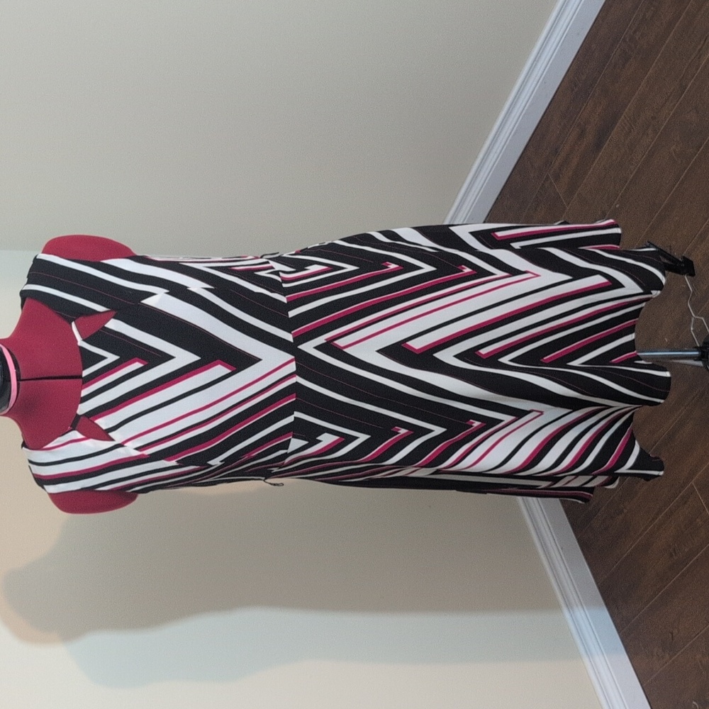 Michel Studio | Black And Red Striped Midi Dress